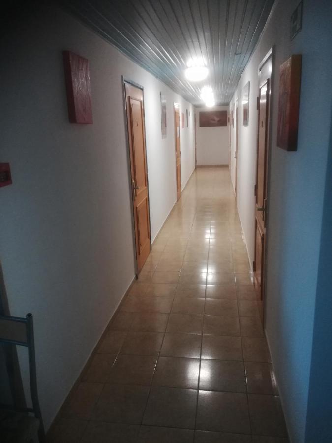 塔塔 黑猫旅馆酒店 外观 照片